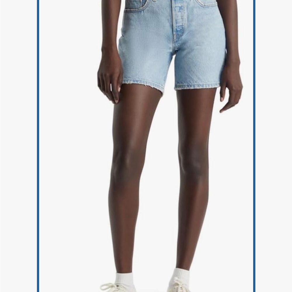 Levi 501 mid thigh  Blue Denim Shorts